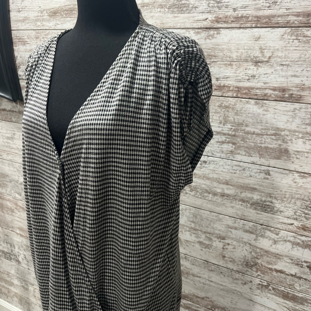 Maurice’s top